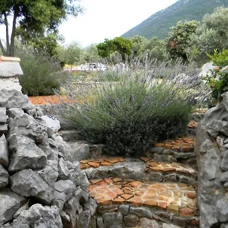Holiday Home Sage - Rustic Dalmatian Peace * Trpanj